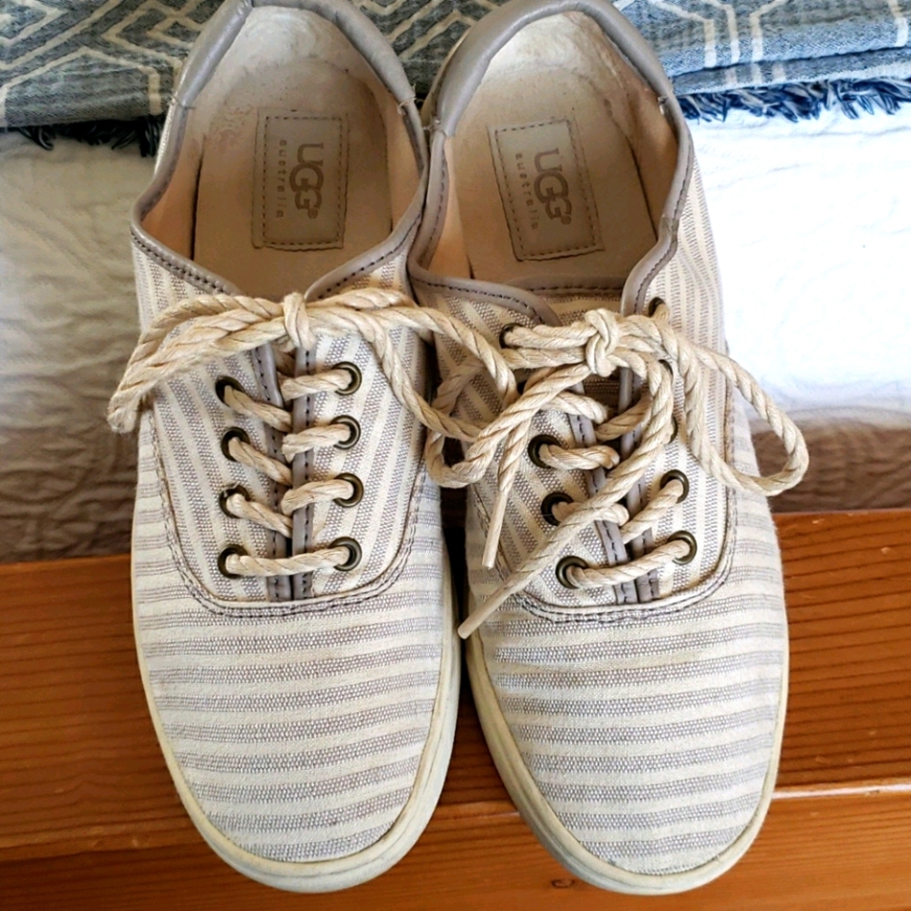 Ugg shoes